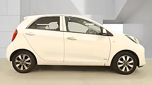 Used 2015 Kia Picanto SR7 White - Interior and Exterior details 8