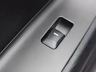 Used 2015 Kia Picanto VR7 Black - Interior and Exterior details 12