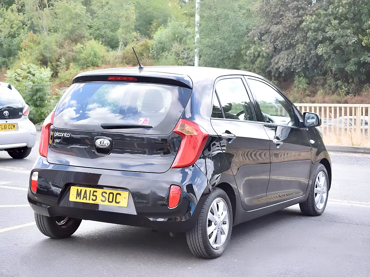 Used 2015 Kia Picanto VR7 Black - Interior and Exterior details 8