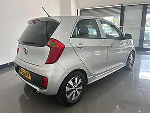 Used 2015 Kia Picanto VR7 Silver - Interior and Exterior details 12