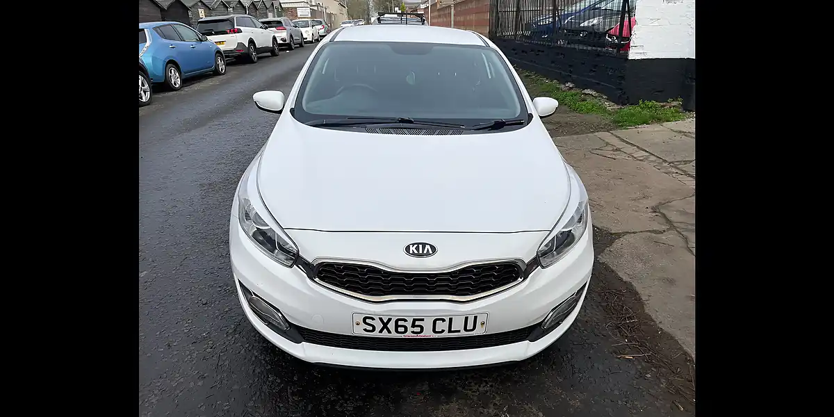 Used 2015 Kia Proceed SR7 White - Interior and Exterior details 2