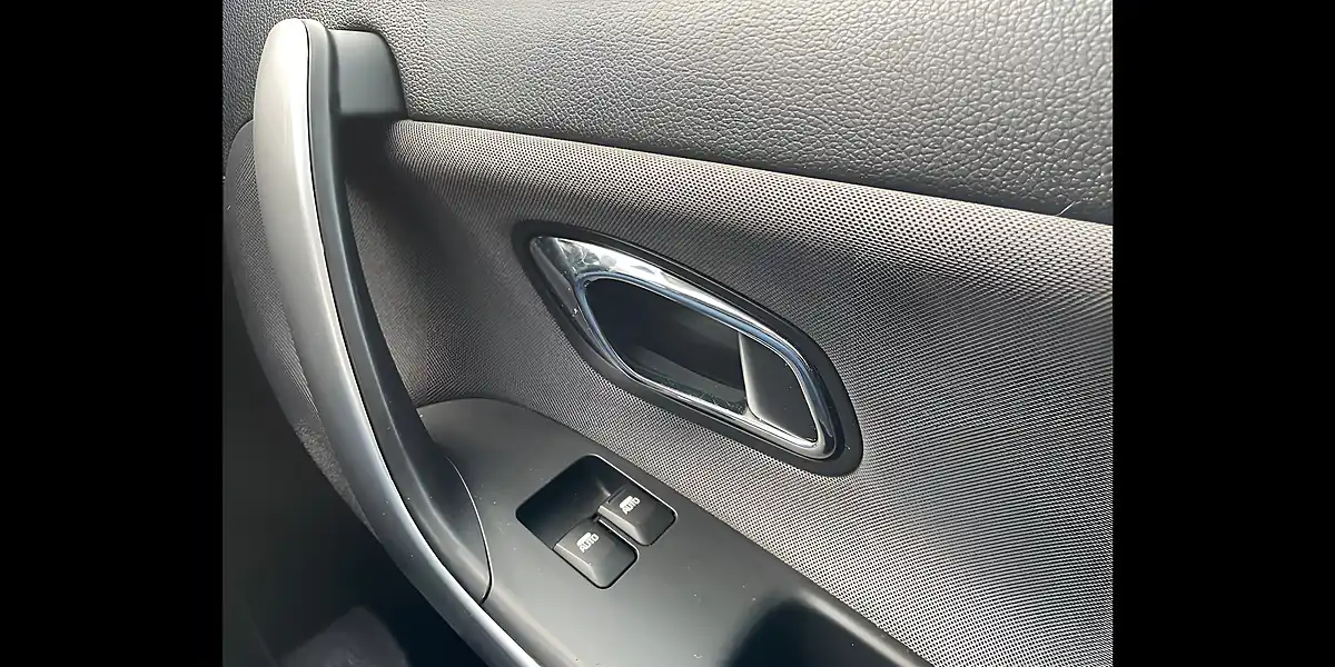 Used 2015 Kia Proceed SR7 White - Interior and Exterior details 20