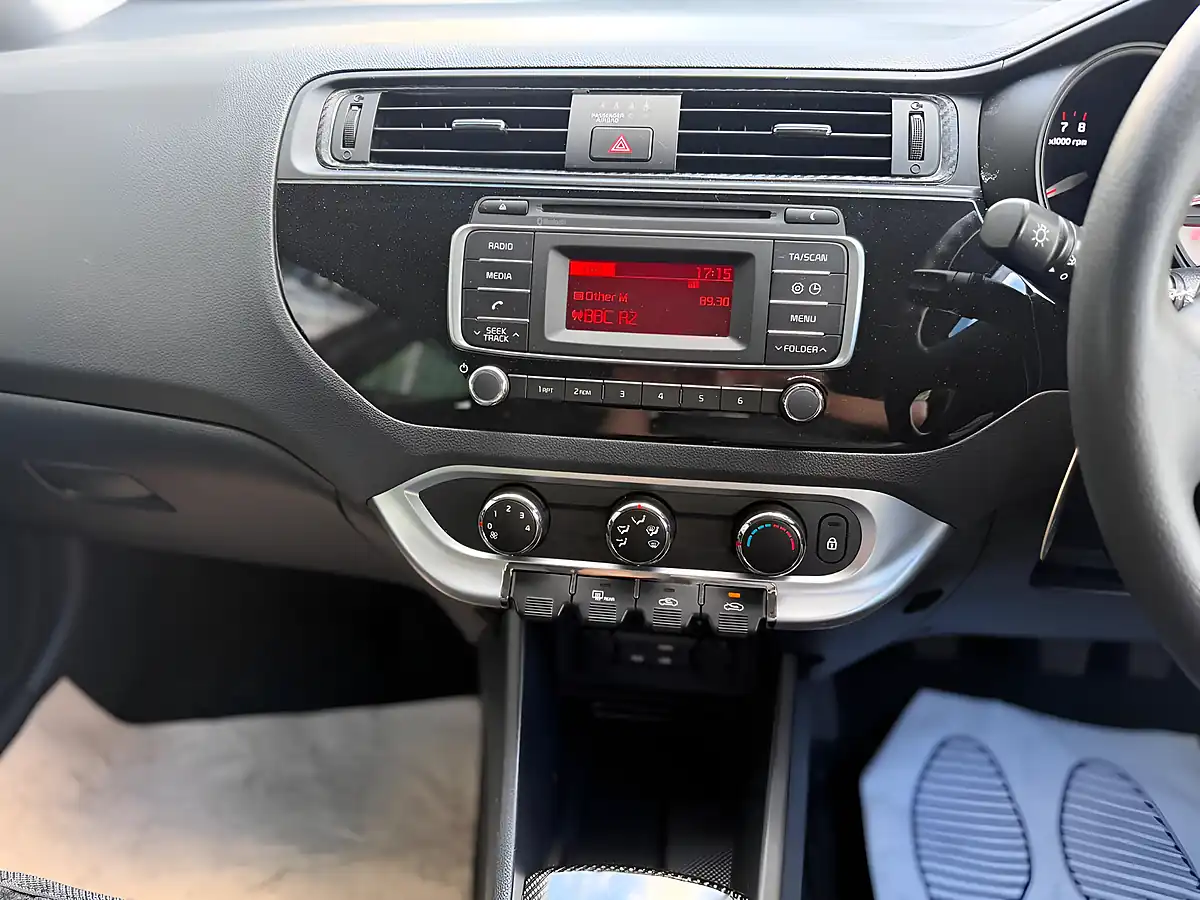 Used 2015 Kia Rio 1 Red - Interior and Exterior details 18