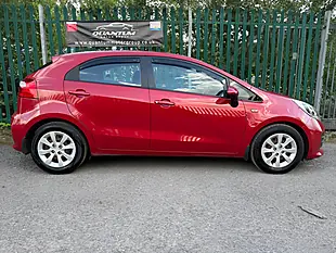 Used 2015 Kia Rio 1 Red - Interior and Exterior details 9