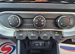 Used 2015 Kia Rio 2 Blue - Interior and Exterior details 12