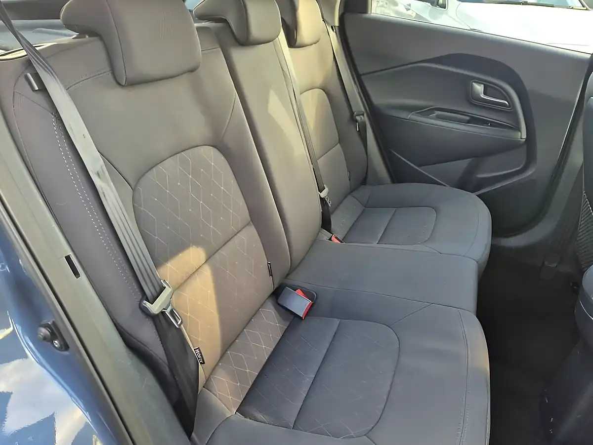 Used 2015 Kia Rio 2 Blue - Interior and Exterior details 17