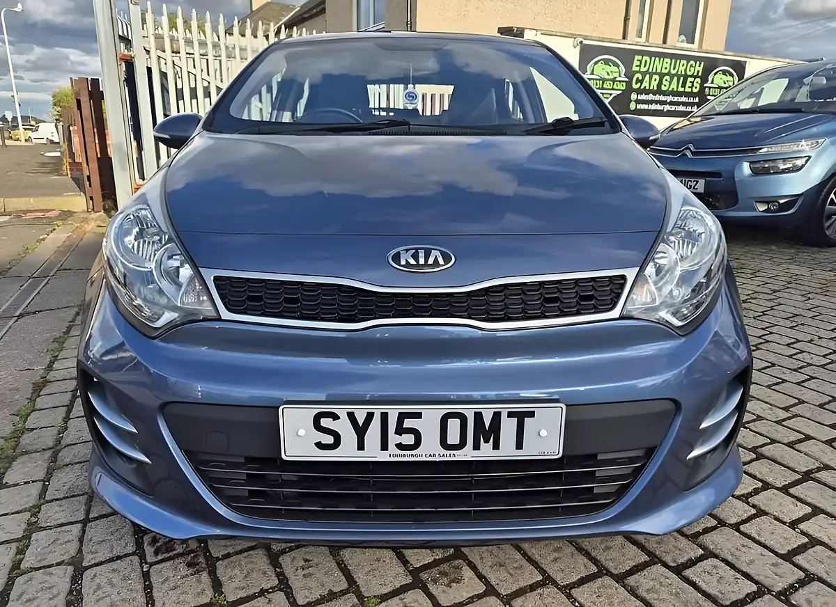 Used 2015 Kia Rio 2 Blue - Interior and Exterior details 3