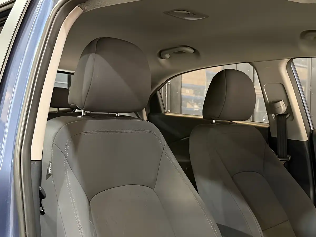 Used 2015 Kia Rio 2 Blue - Interior and Exterior details 15