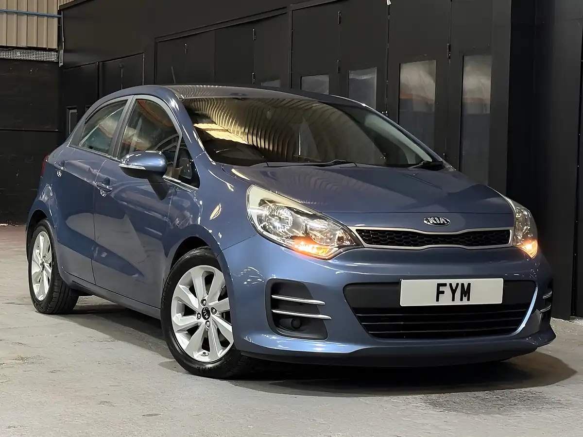 Used 2015 Kia Rio 2 Blue - Interior and Exterior details 3