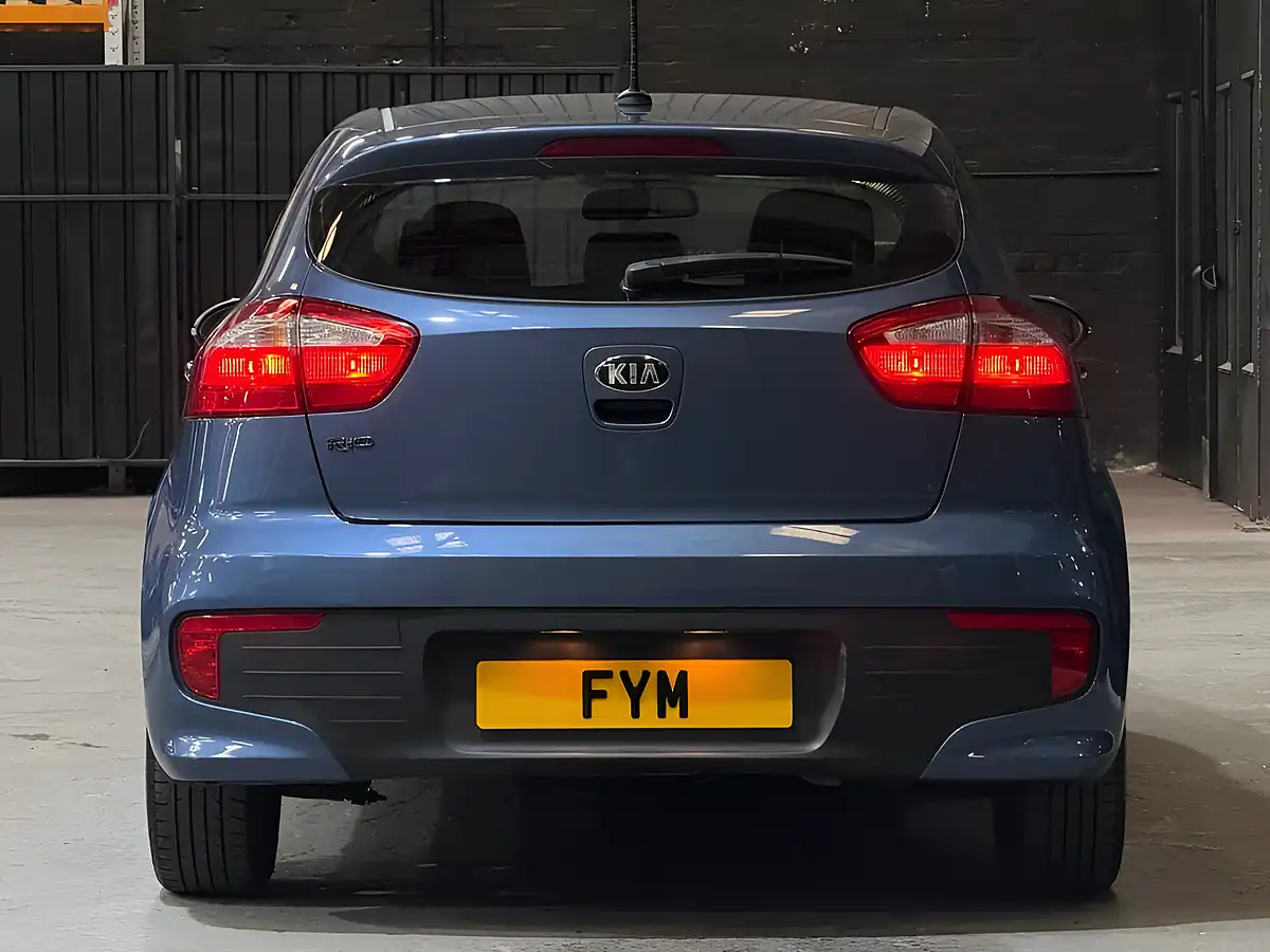 Used 2015 Kia Rio 2 Blue - Interior and Exterior details 8