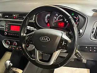 Used 2015 Kia Rio 2 Blue - Interior and Exterior details 9