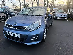 Used 2015 Kia Rio 2 Blue - Interior and Exterior details 2
