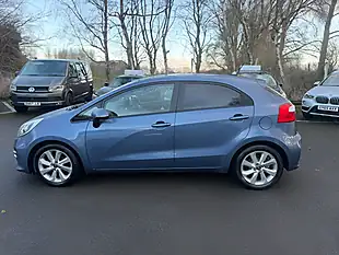 Used 2015 Kia Rio 2 Blue - Interior and Exterior details 3
