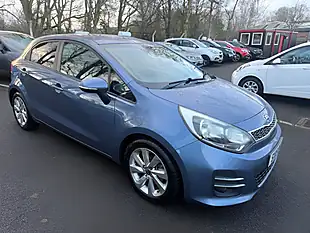 Used 2015 Kia Rio 2 Blue - Interior and Exterior details 8