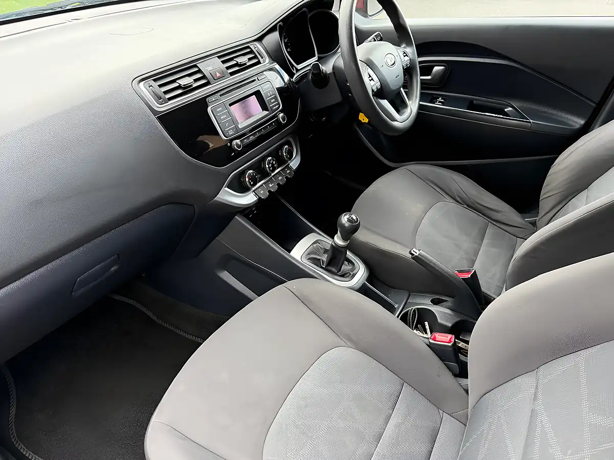 Used 2015 Kia Rio Air Red - Interior and Exterior details 12