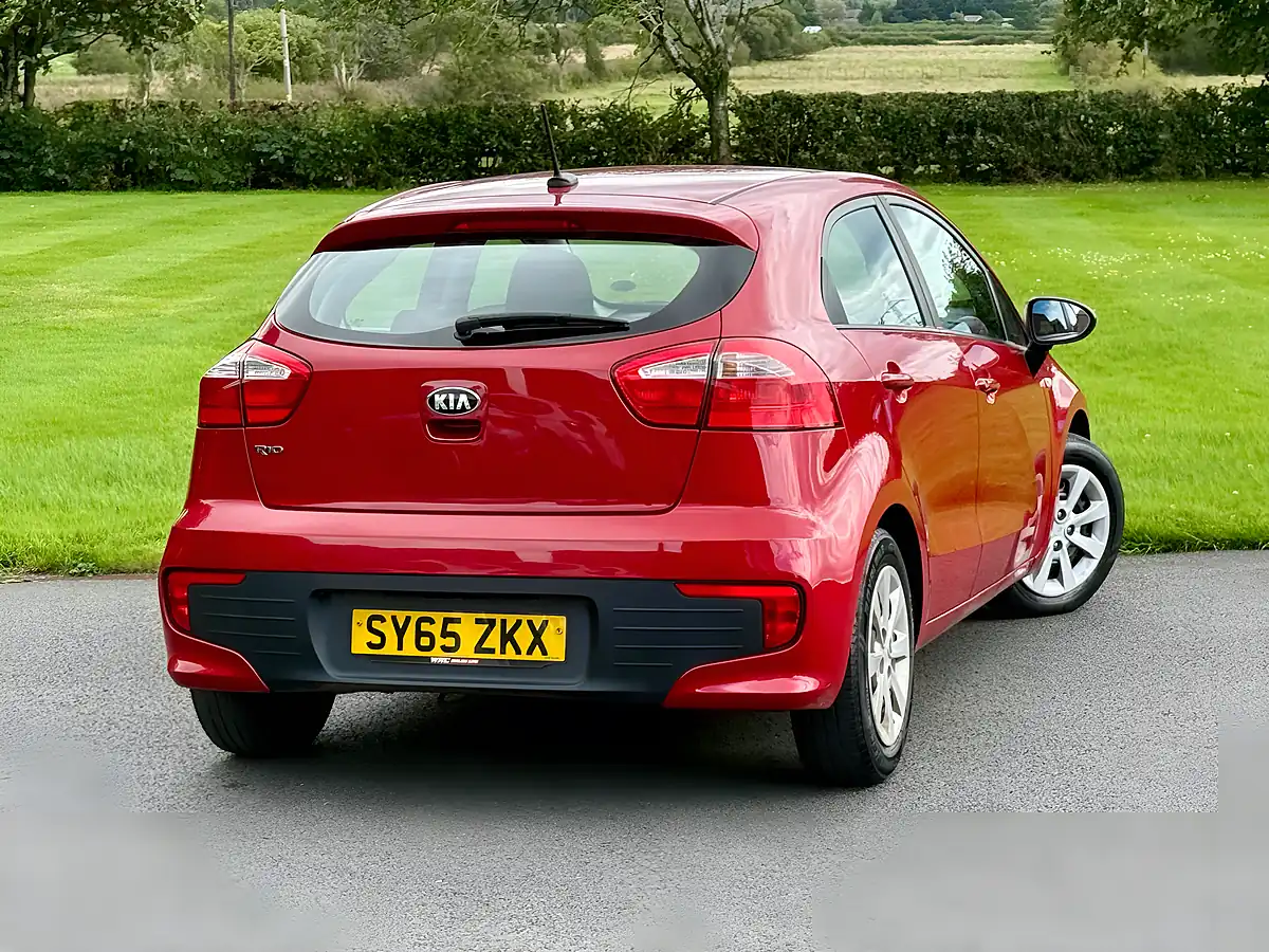 Used 2015 Kia Rio Air Red - Interior and Exterior details 6