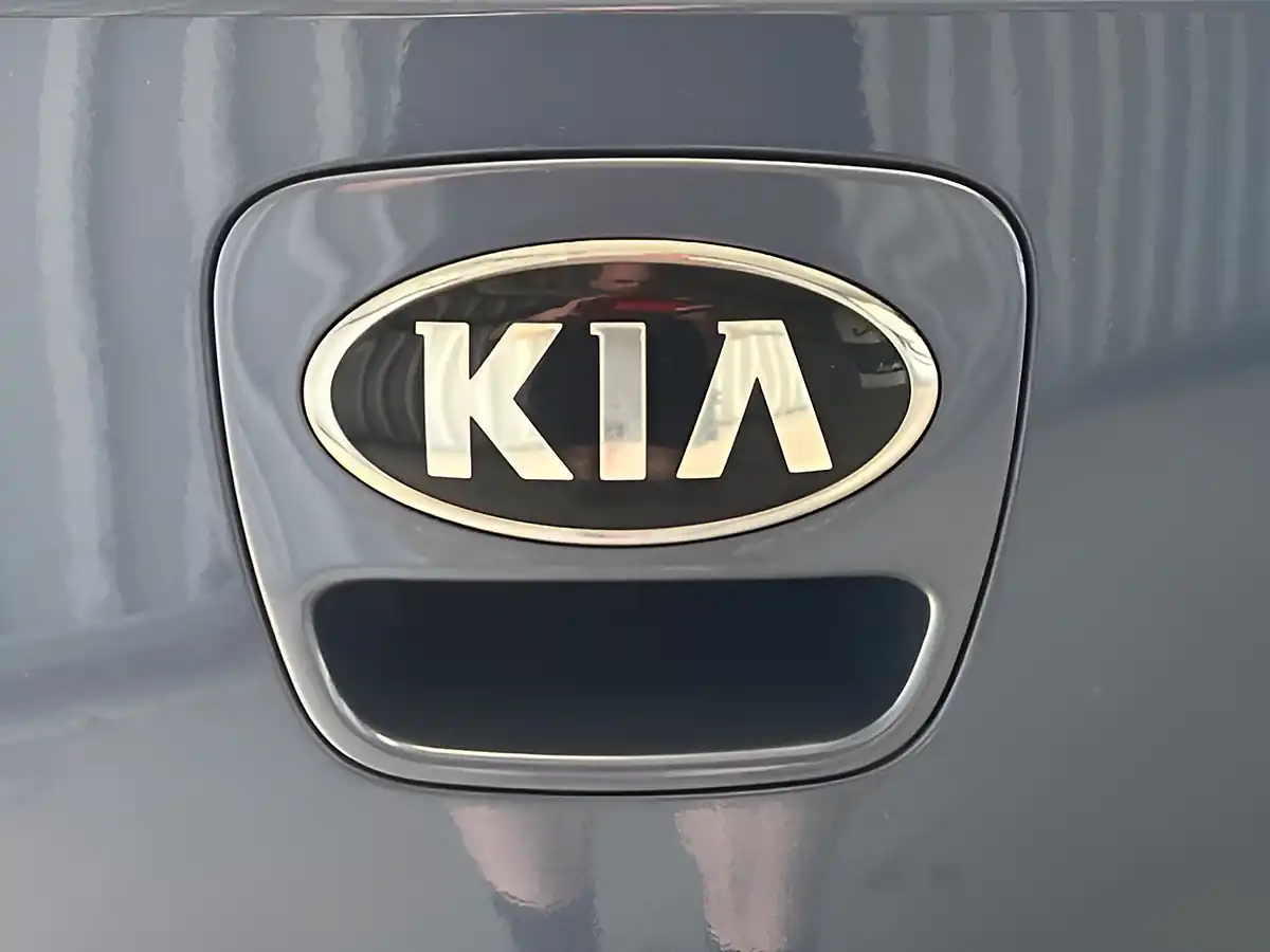 Used 2015 Kia Rio Ecodynamics 2 Blue - Interior and Exterior details 10