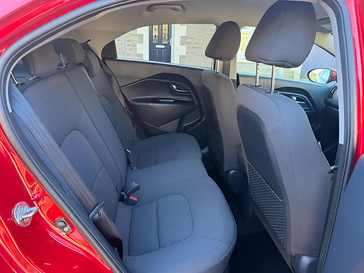 Used 2015 Kia Rio Rio 2 Isg Red - Interior and Exterior details 13