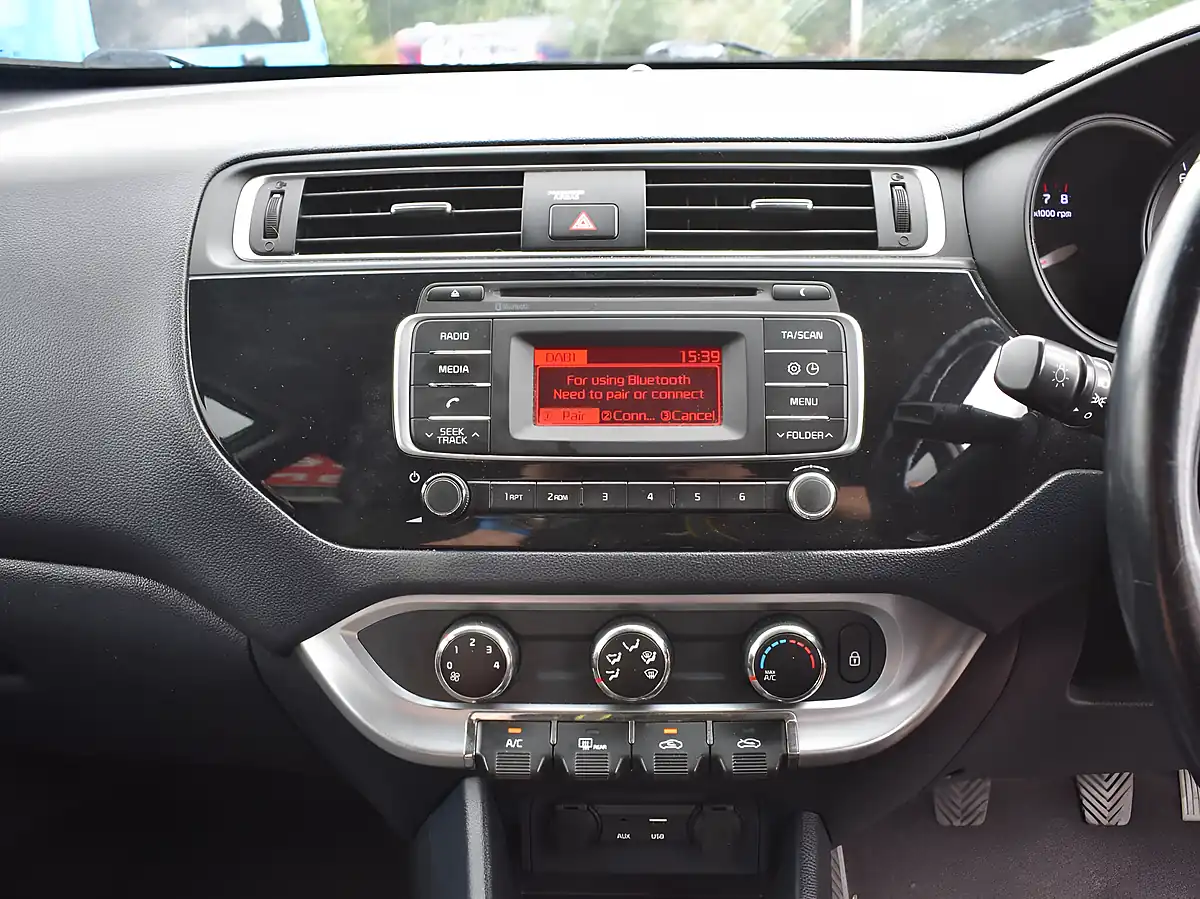 Used 2015 Kia Rio SR7 Black - Interior and Exterior details 10