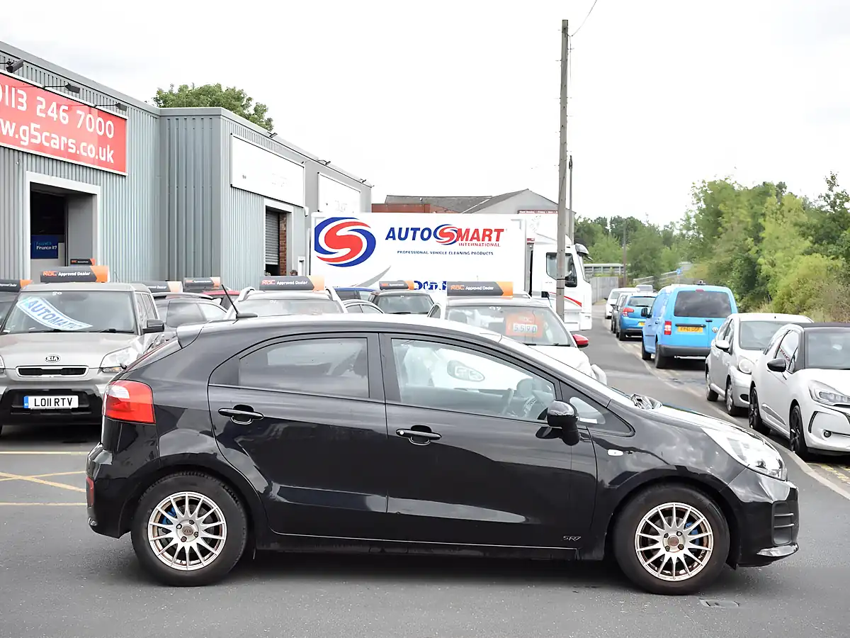 Used 2015 Kia Rio SR7 Black - Interior and Exterior details 8