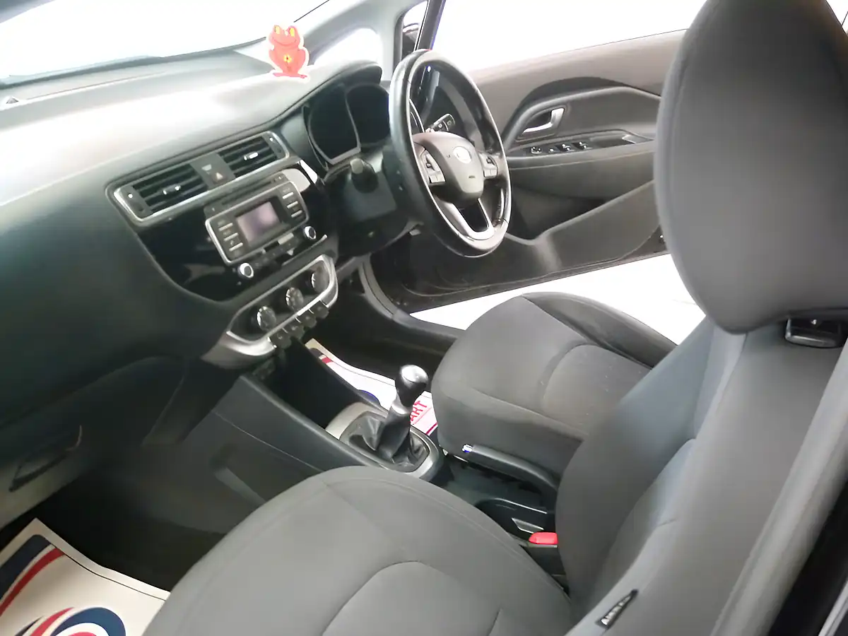 Used 2015 Kia Rio SR7 Black - Interior and Exterior details 14