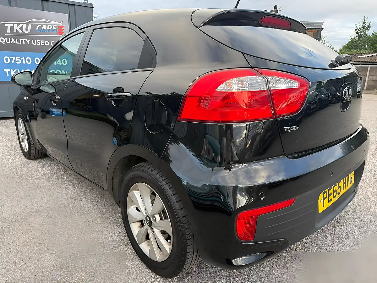 Used 2015 Kia Rio SR7 Black - Interior and Exterior details 5