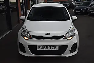 Used 2015 Kia Rio SR7 Clear White - Interior and Exterior details 3