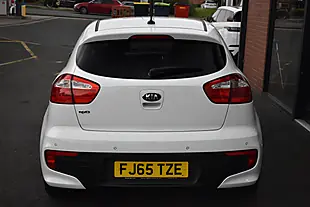 Used 2015 Kia Rio SR7 Clear White - Interior and Exterior details 6
