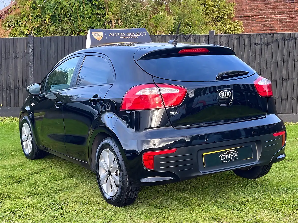 Used 2015 Kia Rio SR7 Midnight Black - Interior and Exterior details 10