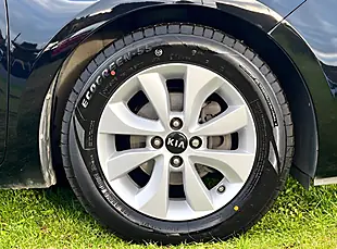 Used 2015 Kia Rio SR7 Midnight Black - Interior and Exterior details 7