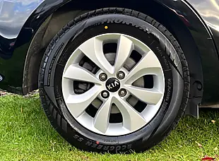 Used 2015 Kia Rio SR7 Midnight Black - Interior and Exterior details 9