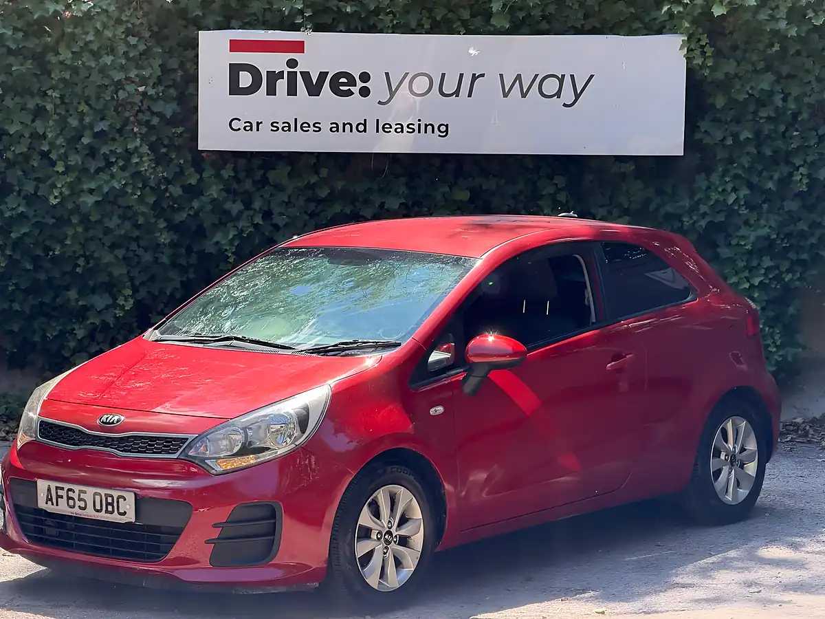Used 2015 Kia Rio SR7 Red - Interior and Exterior details 3