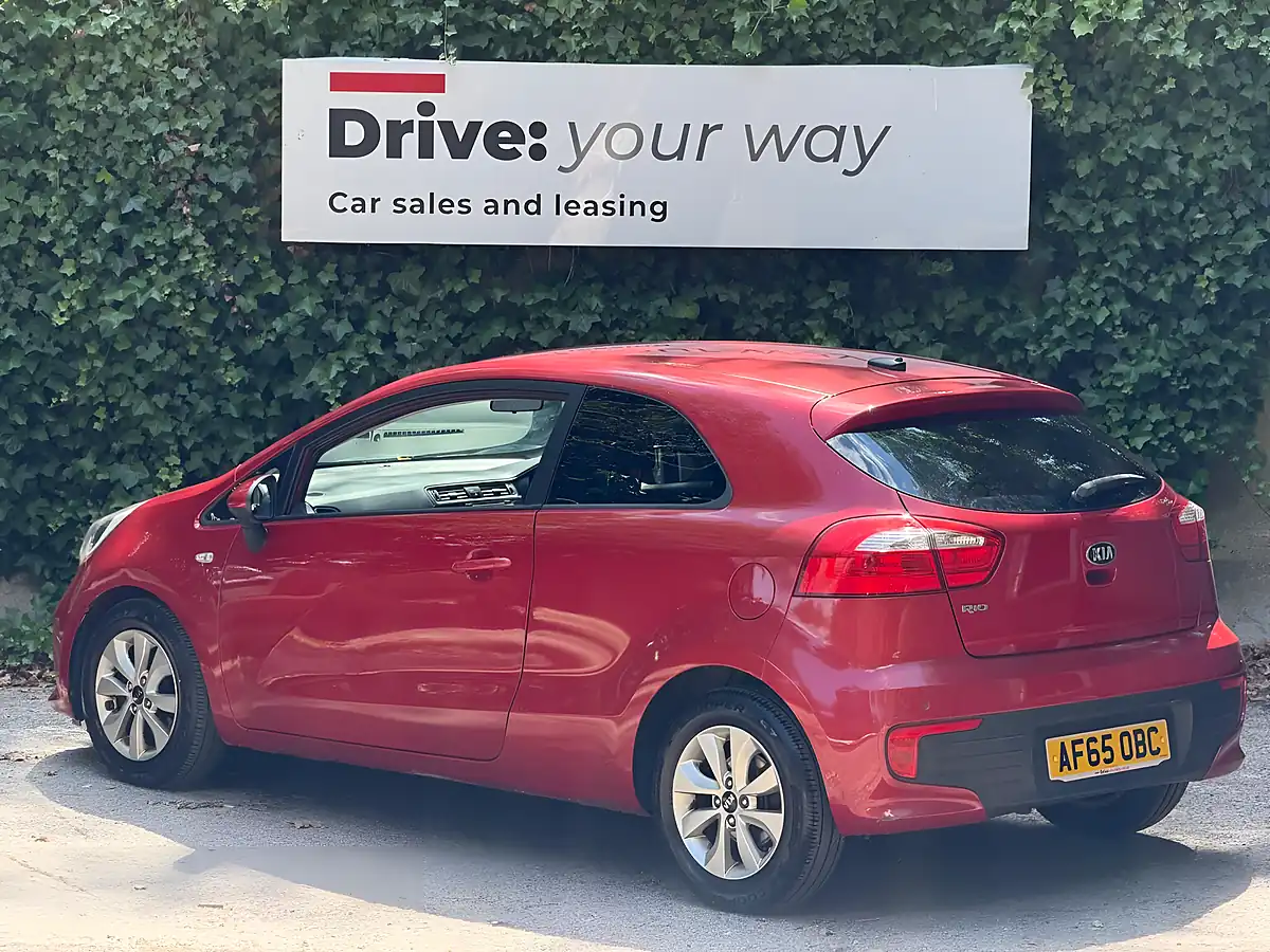 Used 2015 Kia Rio SR7 Red - Interior and Exterior details 6