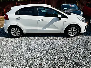 Used 2015 Kia Rio SR7 White - Interior and Exterior details 9