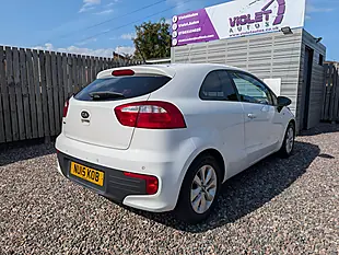 Used 2015 Kia Rio SR7 White - Interior and Exterior details 10