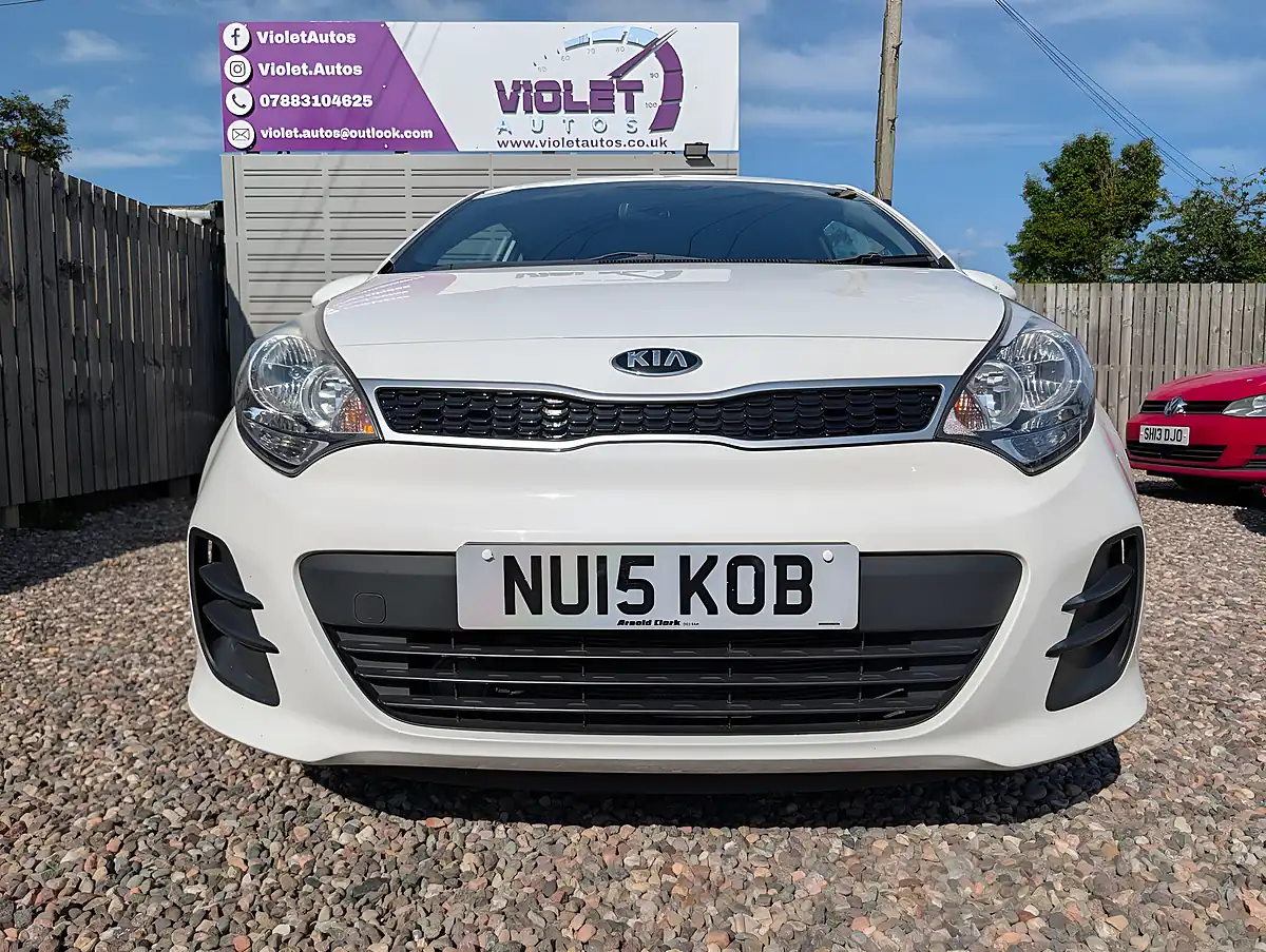 Used 2015 Kia Rio SR7 White - Interior and Exterior details 2