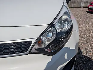 Used 2015 Kia Rio SR7 White - Interior and Exterior details 20