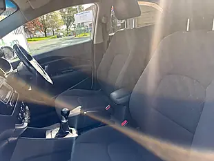 Used 2015 Kia Rio SR7 White - Interior and Exterior details 11