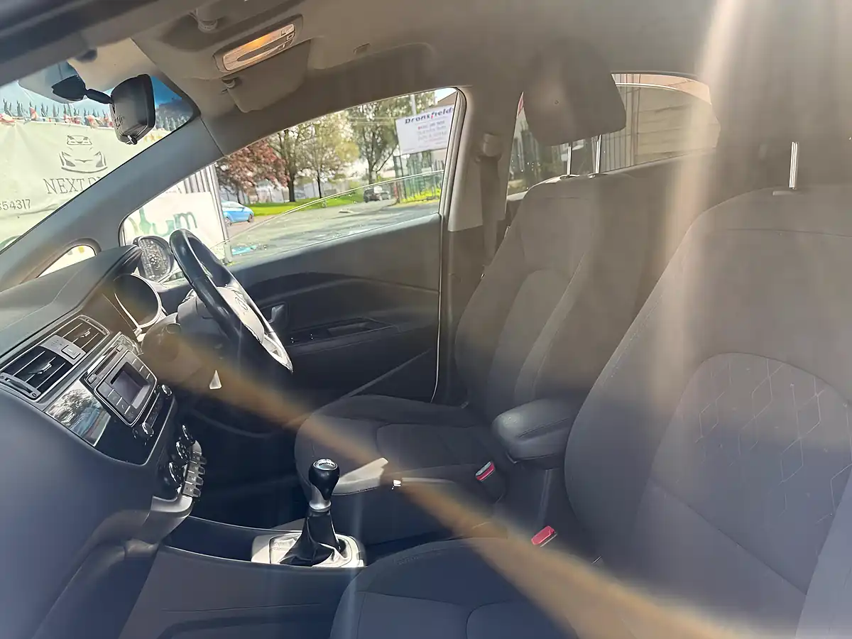 Used 2015 Kia Rio SR7 White - Interior and Exterior details 19