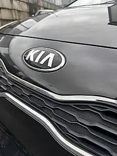 Used 2015 Kia Rio VR7 Black - Interior and Exterior details 9