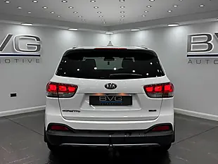 Used 2015 Kia Sorento KX-2 AWD White - Interior and Exterior details 8