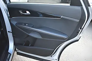 Used 2015 Kia Sorento KX-3 Silver - Interior and Exterior details 11