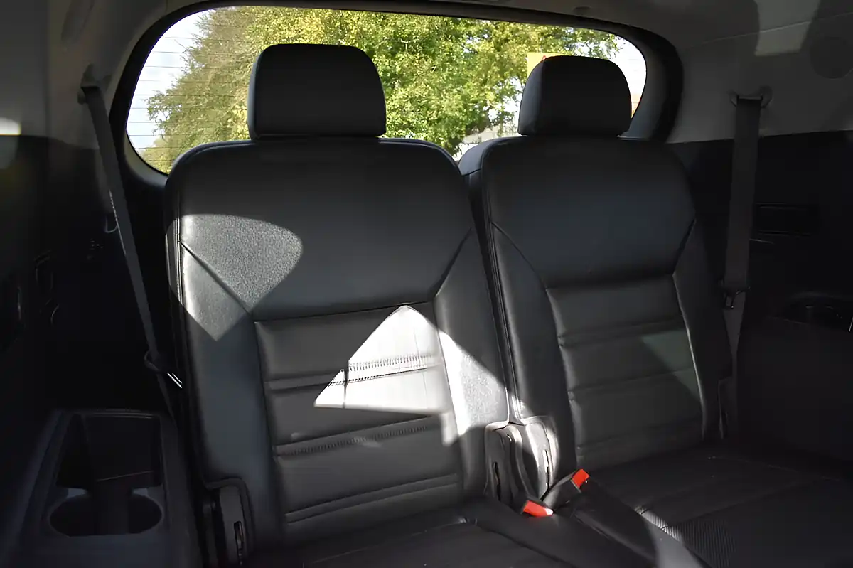 Used 2015 Kia Sorento KX-3 Silver - Interior and Exterior details 14
