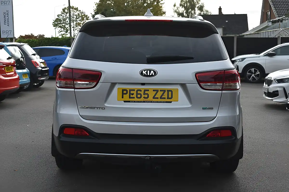 Used 2015 Kia Sorento KX-3 Silver - Interior and Exterior details 5