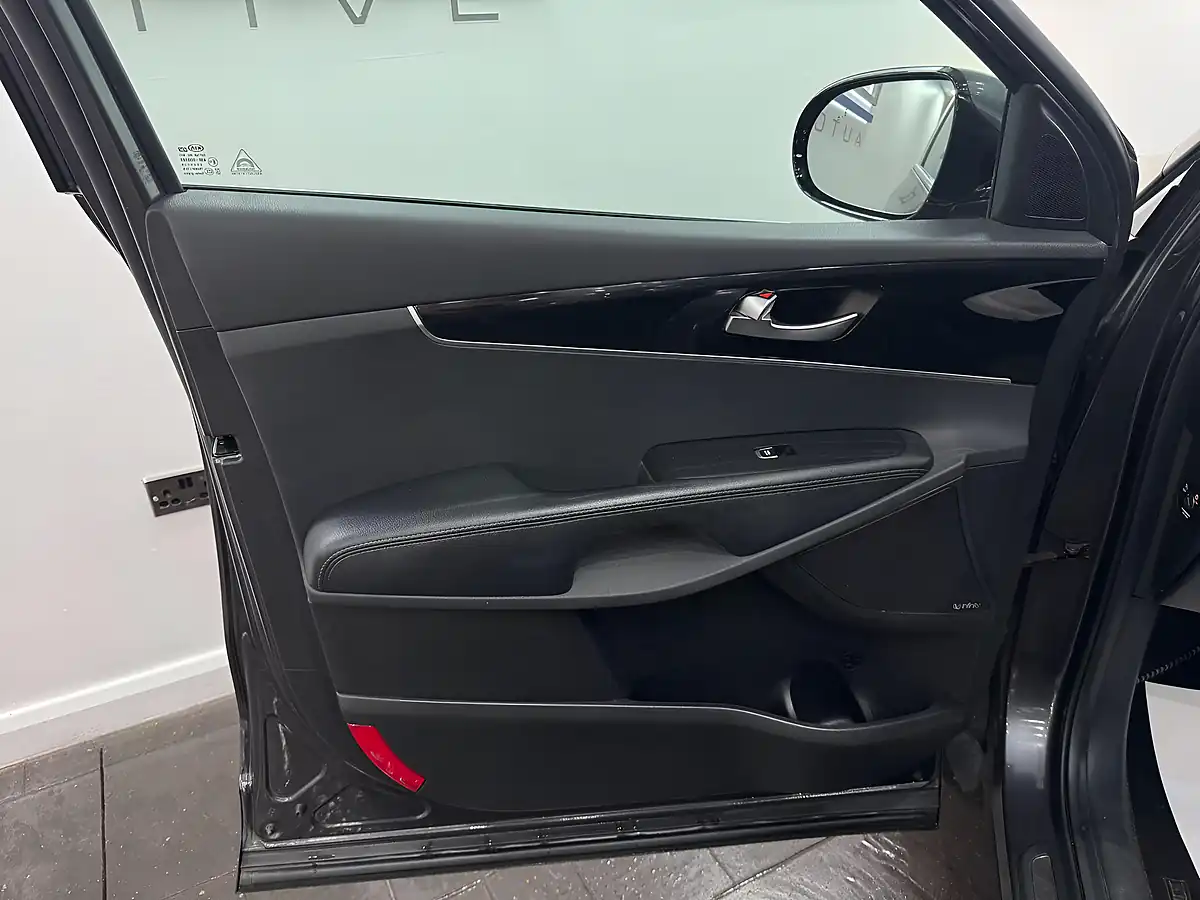 Used 2015 Kia Sorento KX-4 Grey - Interior and Exterior details 16