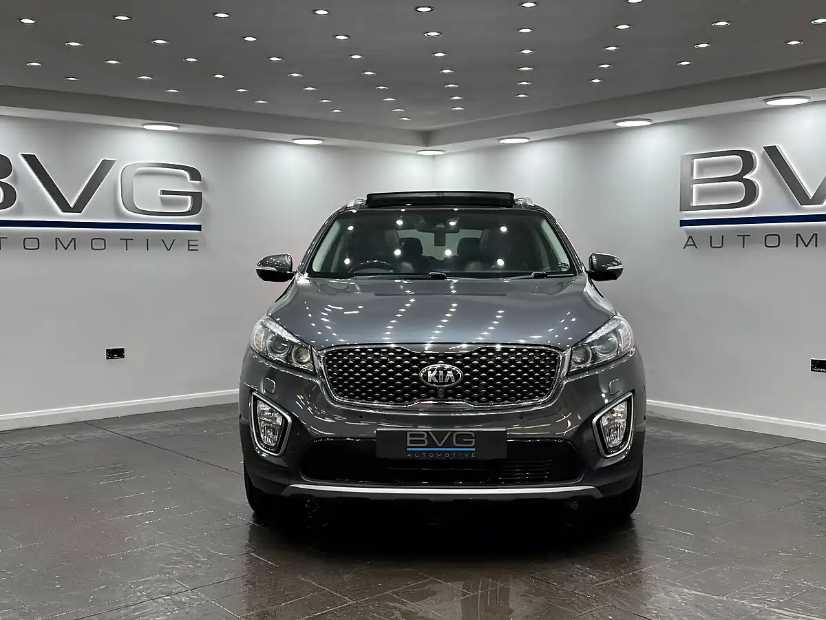 Used 2015 Kia Sorento KX-4 Grey - Interior and Exterior details 4