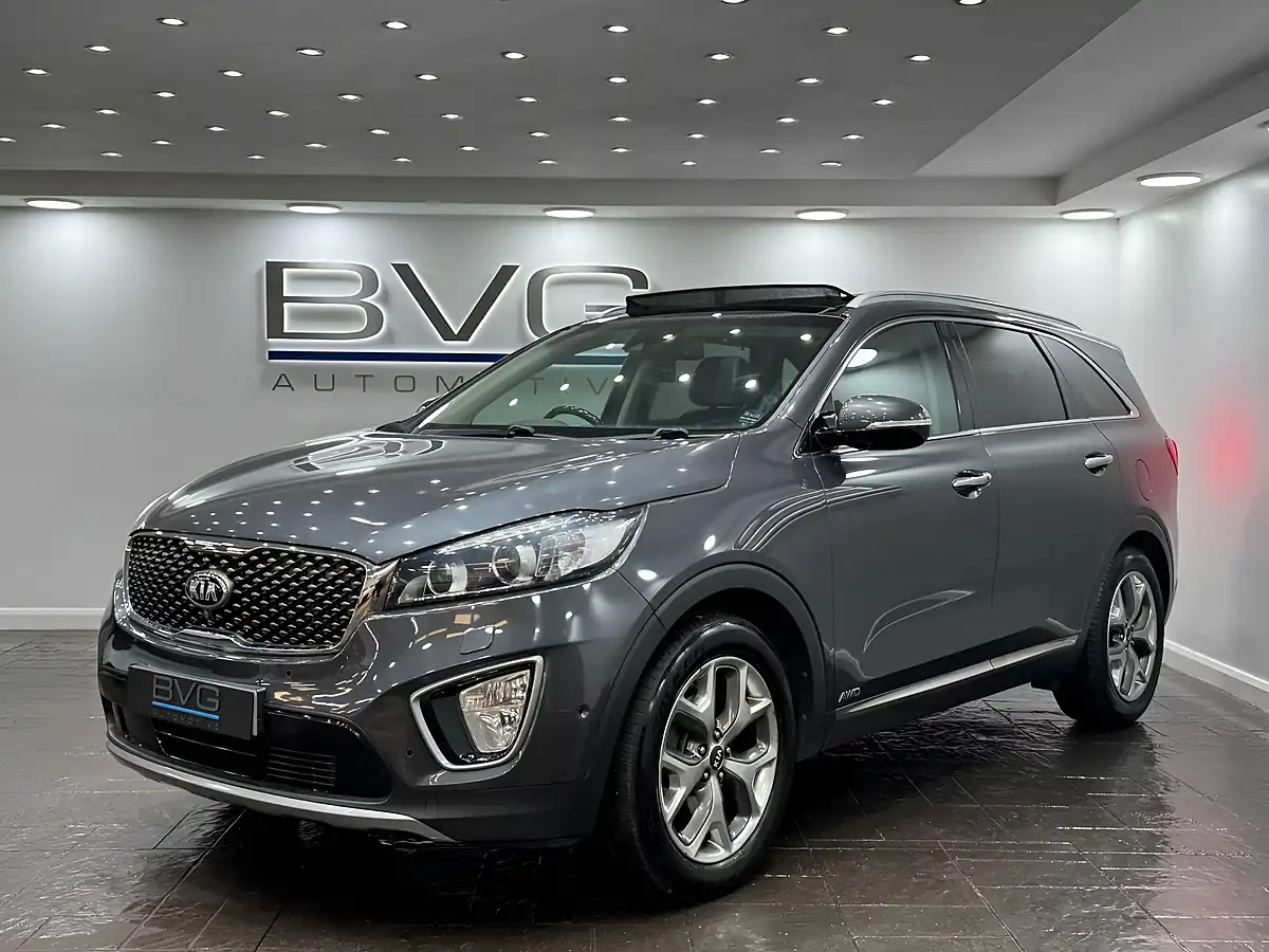 Used 2015 Kia Sorento KX-4 Grey - Interior and Exterior details 5