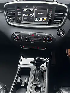 Used 2015 Kia Sorento KX-4 Silver - Interior and Exterior details 12