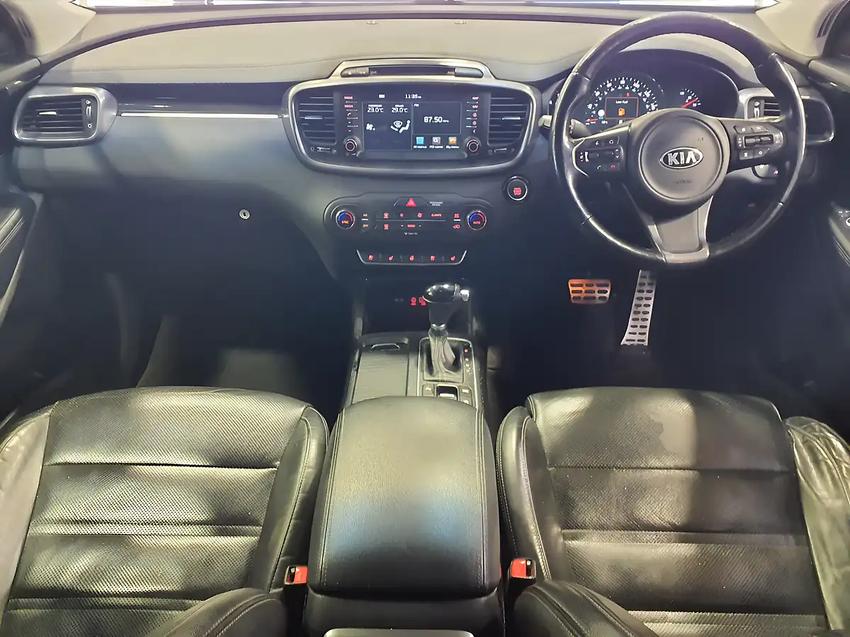 Used 2015 Kia Sorento KX-4 Silver - Interior and Exterior details 14
