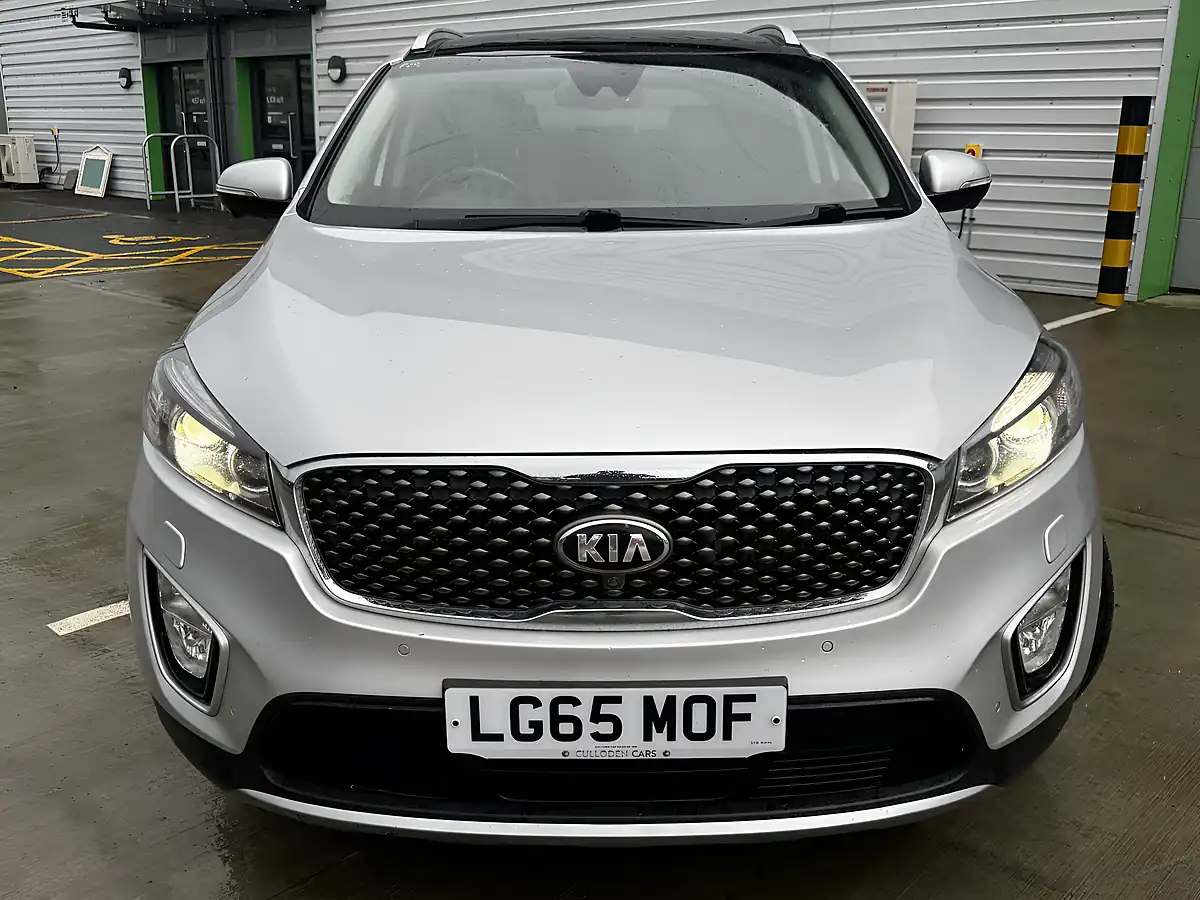 Used 2015 Kia Sorento KX-4 Silver - Interior and Exterior details 3